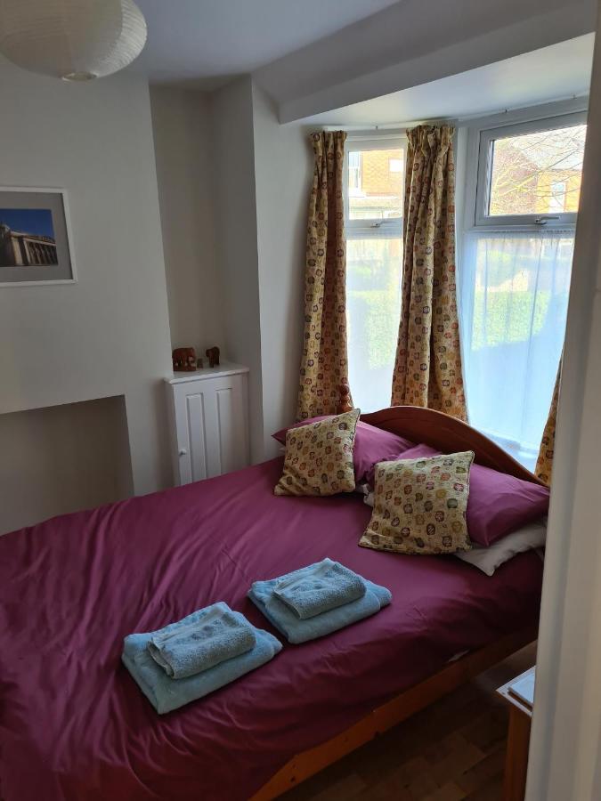 Bramblhen Villa Nottingham Ngoại thất bức ảnh